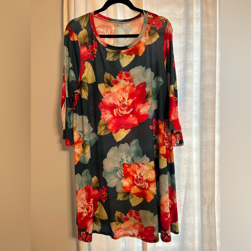 Dark green dress with orange flowers 2xl
